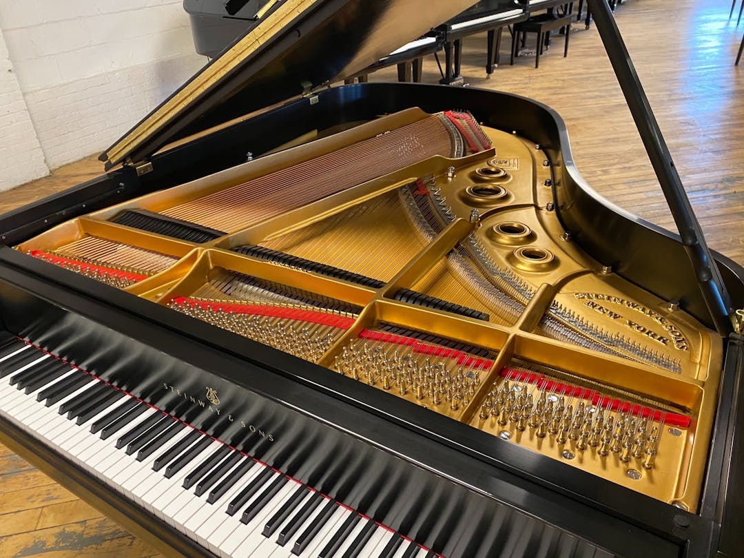 1975 Steinway MODEL L