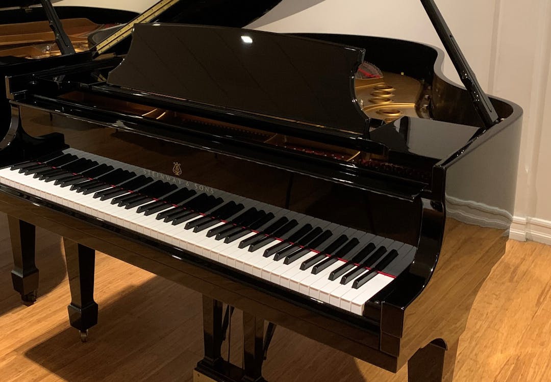 2011 Steinway MODEL M