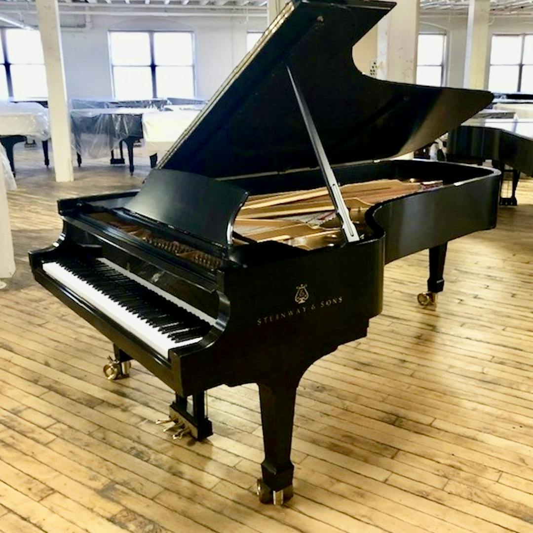 2014 Steinway MODEL D